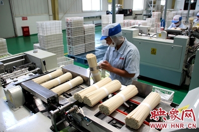 遂平振興路 品牌引領產業升級，企業擔當就業民生，農特產品暢銷四方